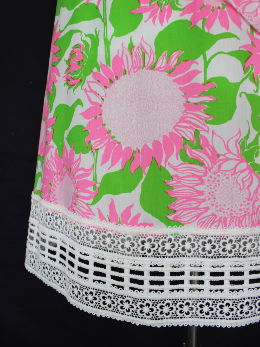 The Lilly Pulitzer vintage midi crochet lace dress skirt sunflowers pink green - Picture 9 of 10